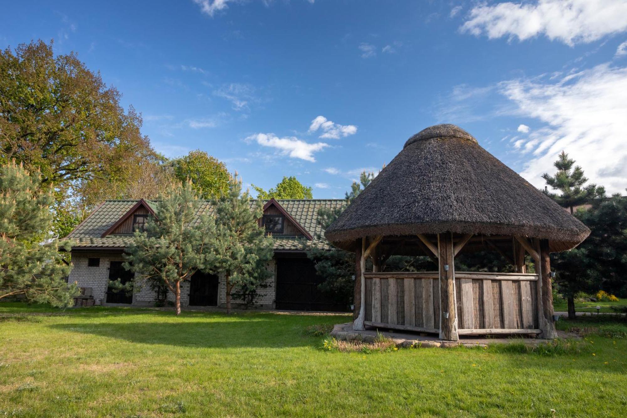 Villa Dom Pod Lipa Jaminy Exterior foto
